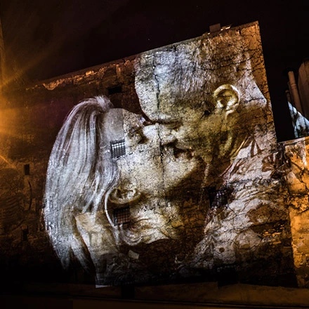 #LE_BAISER NUIT BLANCHE